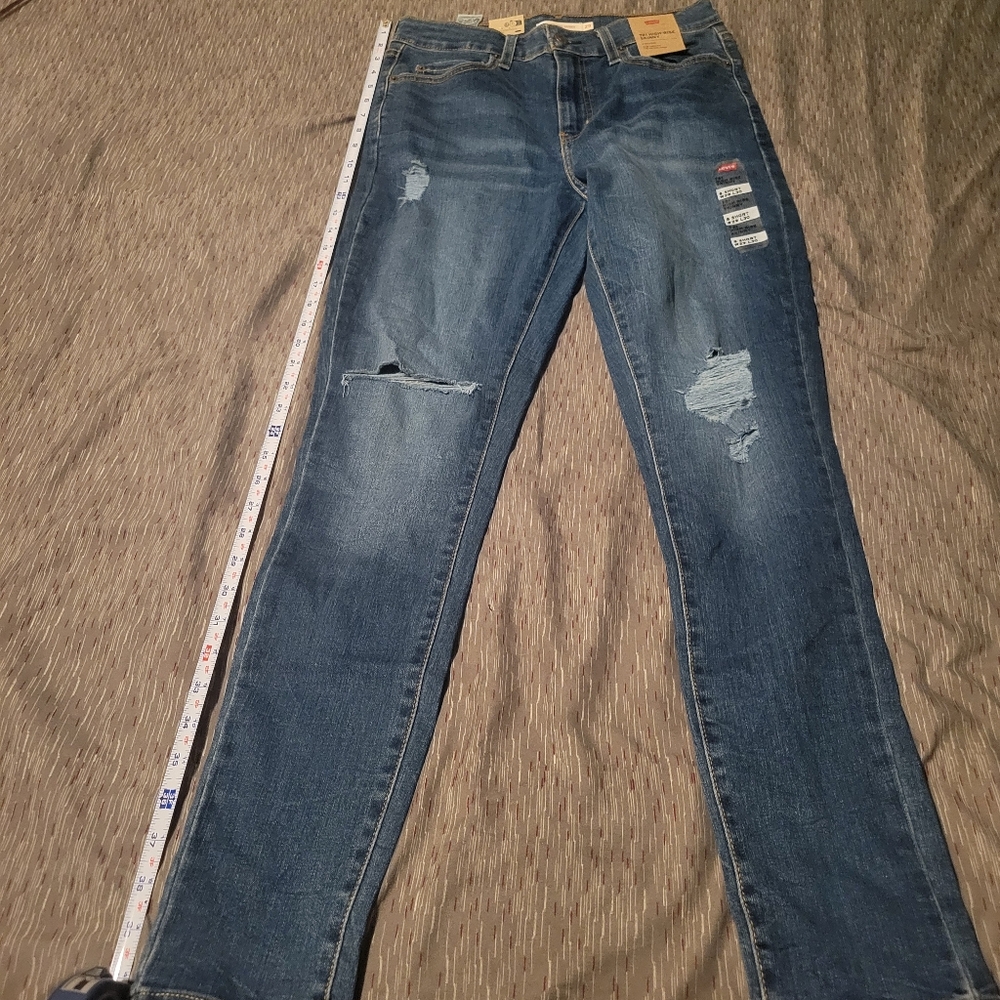 Levi's skinny jeans women's 8